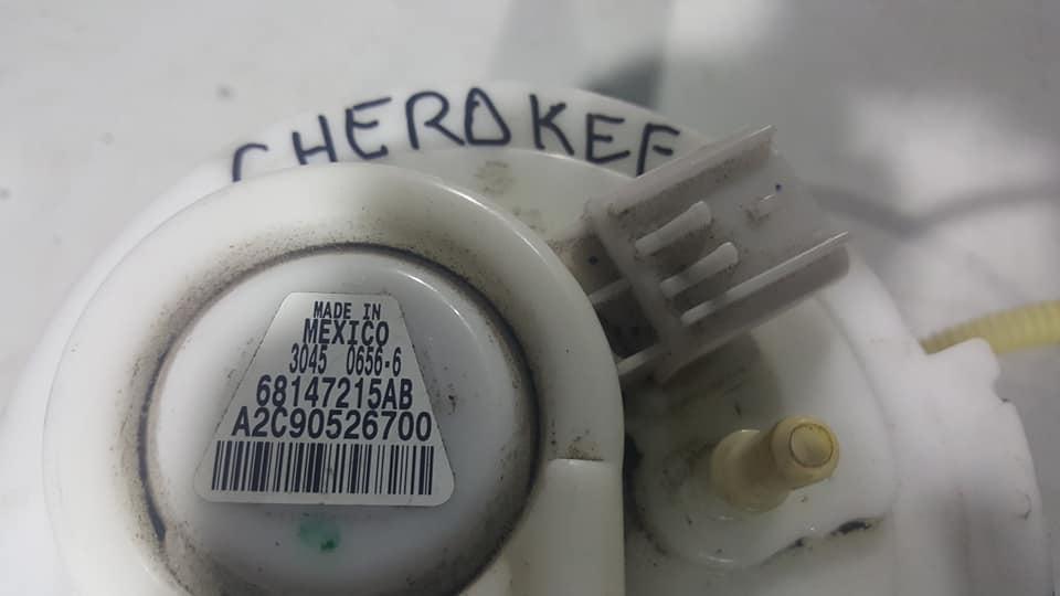 BOMBA DE BENCINA JEEP CHEROKEE 2014 AL 2018